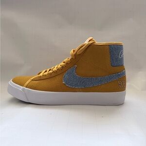 Nike High-Top Sneakers in Mustard and Denim Blue